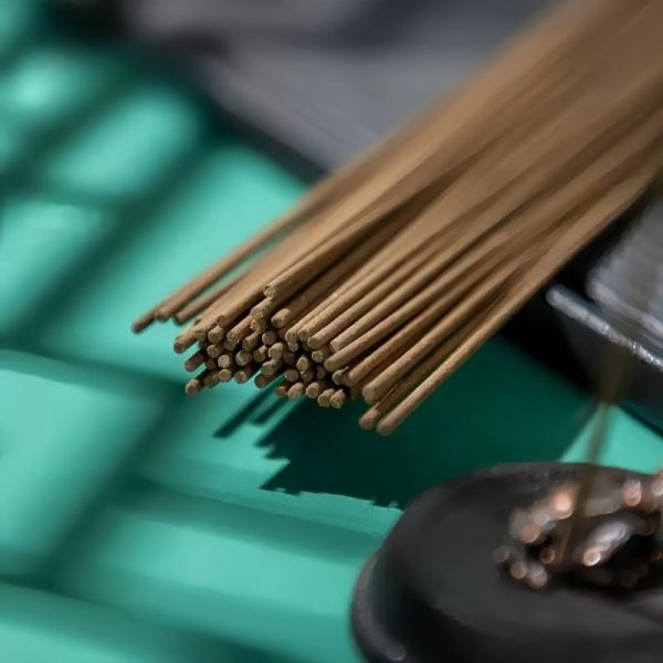 Chinese-Handcrafted-Mugwort-Fragrance-Ceremonial-Stick-of-Incense-for-Home-.jpg Chinese Handcrafted Mugwort Fragrance Ceremonial Stick of Incense for Home