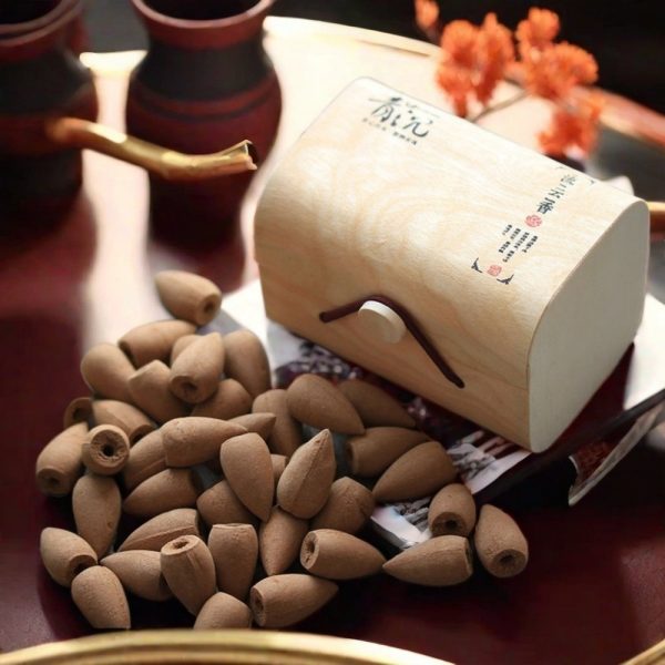 Chinese Magnolia Flower Fragrance Backflow Incense Cones Wooden Box