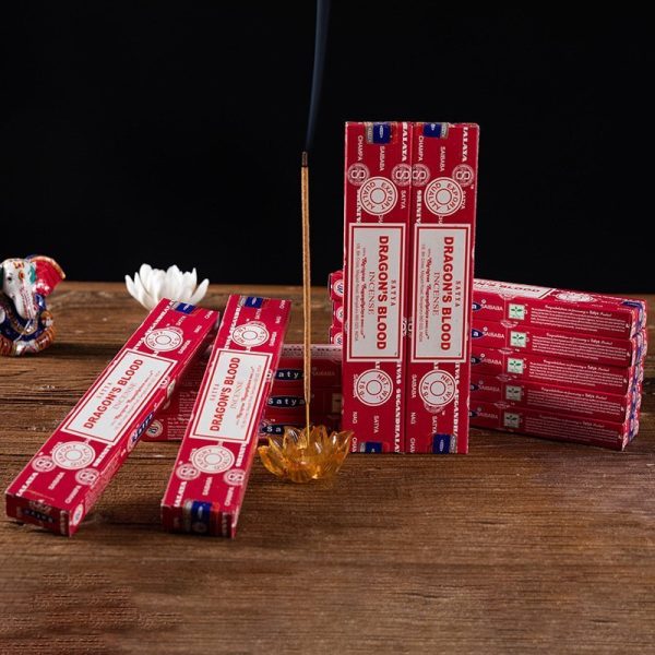 Good-Smelling-Dragons-Blood-Indian-Handmade-Incense-Sticks-1.jpg Good Smelling Dragons Blood Indian Handmade Short Incense Fragrance Sticks