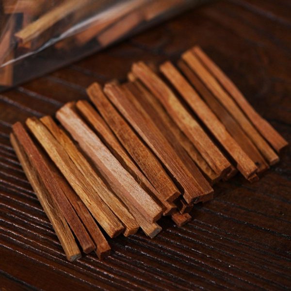 Natural Sandalwood Aromatic Incense Wood Chips for Burning